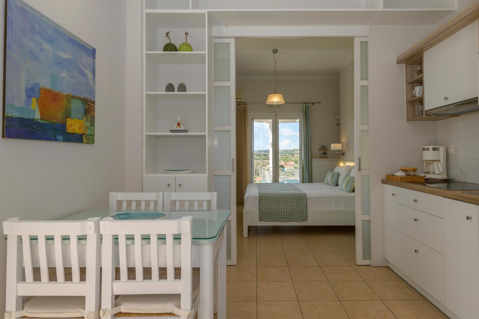 Pelagia's Appartement Foinikounda